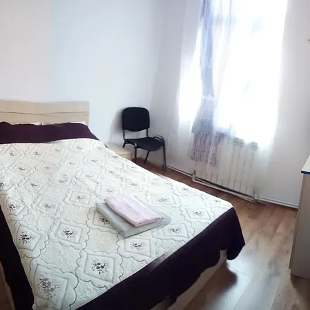 Pensiune Apartament Centru Plaja Mk *